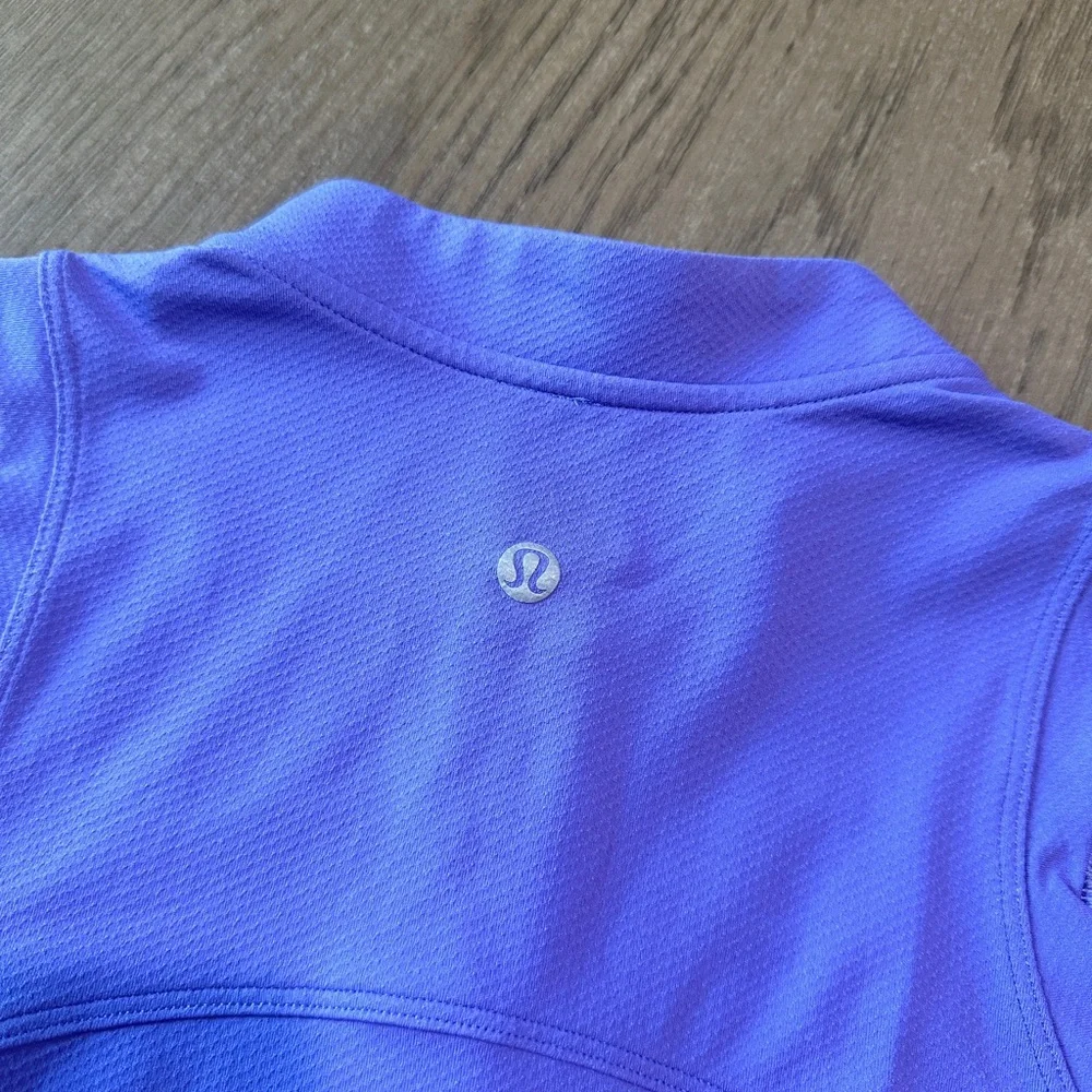 Lululemon 1/4 Zip Mock Neck Sleeveless Tank Top Size 6 Violet - Picture 6 of 8